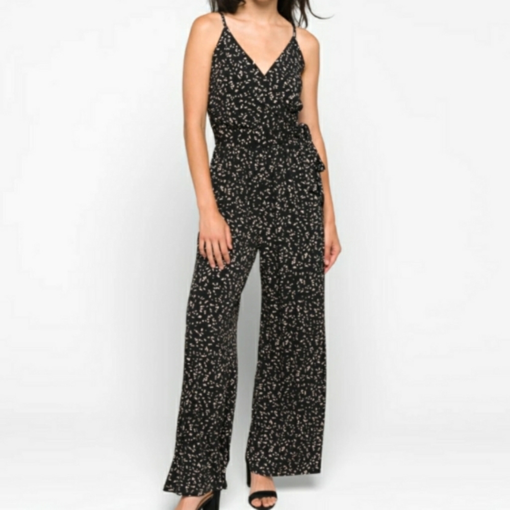 Kaileigh Rochelle Knit Jumpsuit Size Medium